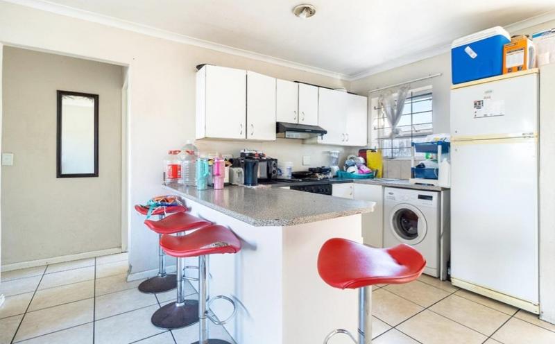 2 Bedroom Property for Sale in Belmont Park Western Cape